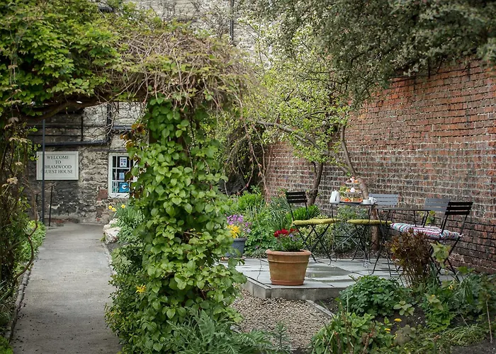 Bramwood Guest House