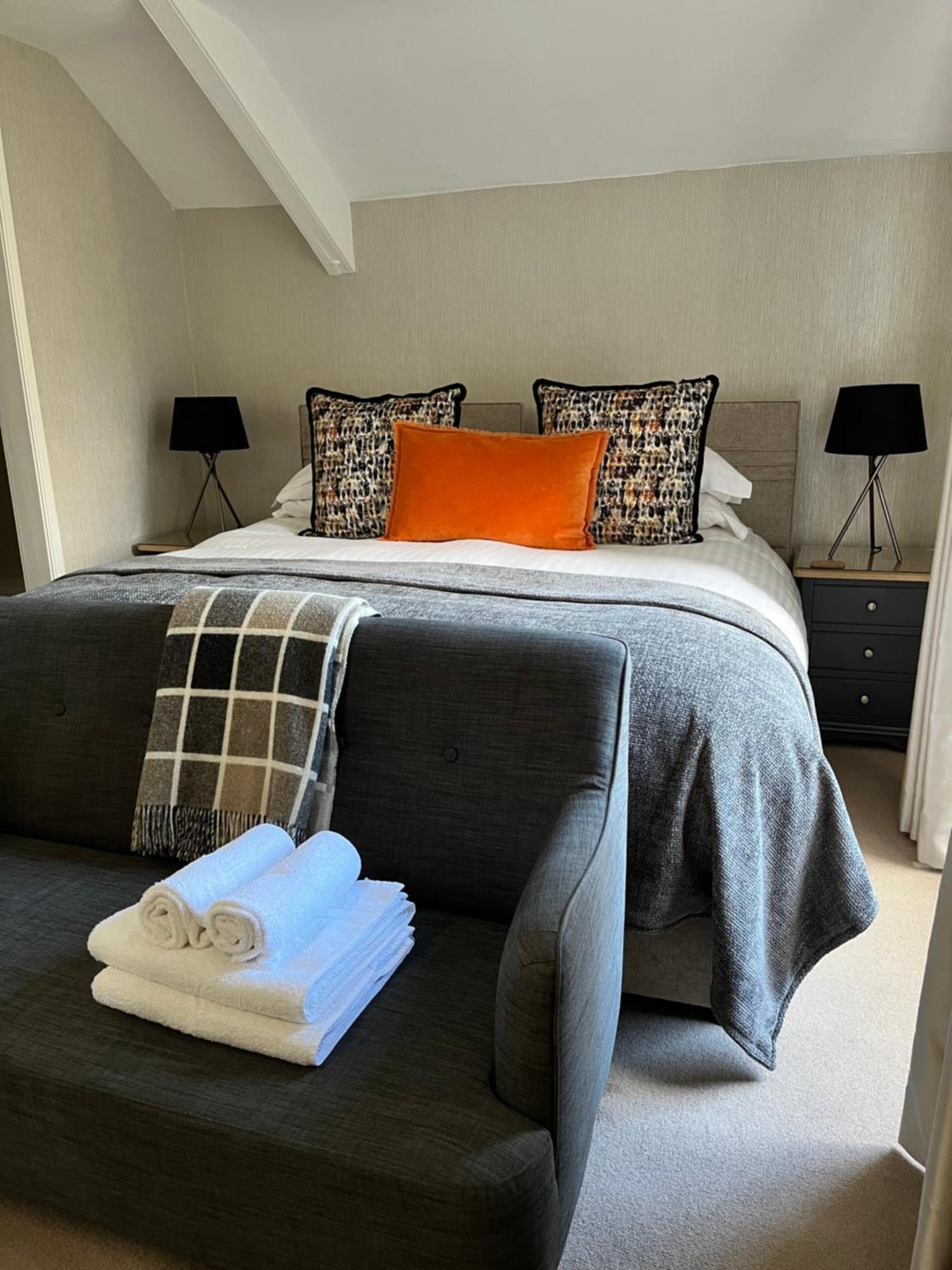 Bramwood Bed & Breakfast