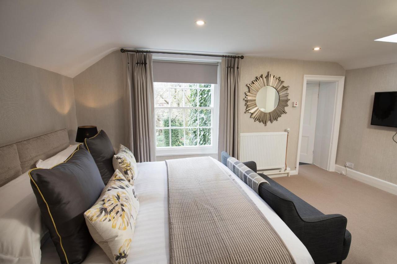 Bramwood Bed & Breakfast